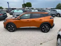 Usata Peugeot 2008 Allure 110 CV (80 kW) 2021 Arancione SUV