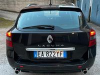 Usata Renault Laguna III 150 CV (110 kW) 2010 Nero Station wagon