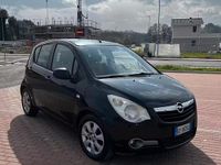 Usata Opel Agila 86 CV (63 kW) 2010 Nero Utilitaria