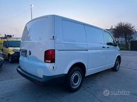 Usata VW Transporter 150 CV (110 kW) 2020 Bianco Furgone