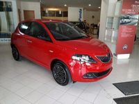 usata Lancia Ypsilon 1.0 70CV Hybrid Oro