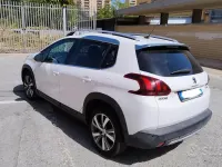 Begagnad Peugeot 2008 110 HK (80 kW) 2016 Vit SUV