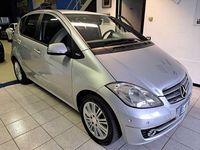 Usata Mercedes A180 Elegance 109 CV (80 kW) 2011 Argento Monovolume