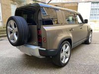 Usata Land Rover Defender SE Dynamic 200 CV (147 kW) 2022 Bronzo SUV