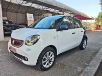 Usata Smart ForFour 71 CV (52 kW) 2018 Bianco Utilitaria