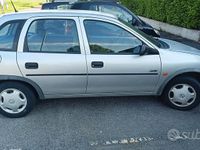 Occasion Opel Corsa Swing 54 ch (39 kW) 1998 Gris Citadine
