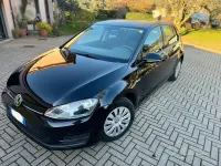 Usata VW Golf VII Trendline 110 CV (80 kW) 2016 Nero Berlina