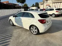 Usata Mercedes A180 Premium 109 CV (80 kW) 2017 Bianco Utilitaria