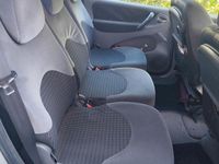 Usata Citroën Xsara 109 CV (80 kW) 2004 Grigio Monovolume