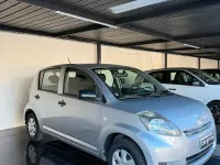 Usata Daihatsu Sirion HIRO 69 CV (50 kW) 2008 Grigio Utilitaria
