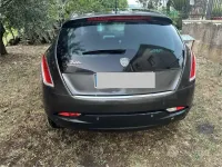 Usata Lancia Delta 120 CV (88 kW) 2009 Grigio Utilitaria
