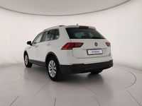 Usata VW Tiguan Life 131 CV (96 kW) 2022 Pure white SUV