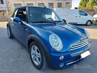 Usata Mini Cooper Cabriolet 116 CV (85 kW) 2008 Blu Cabrio