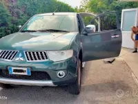 Usata Mitsubishi L200 136 CV (100 kW) 2011 Verde Pick-up