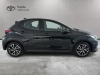 Usata Toyota Yaris Hybrid Trend 92 CV (67 kW) 2023 Nero Berlina