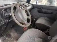Usata Hyundai Galloper 100 CV (73 kW) 2003 Grigio SUV
