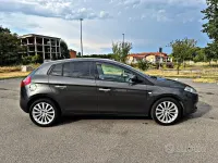 Usata Fiat Bravo 120 CV (88 kW) 2011 Grigio Utilitaria