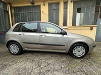 Usata Fiat Stilo Dynamic 105 CV (77 kW) 2002 Grigio Berlina
