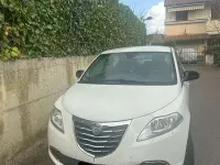 Usata Lancia Ypsilon Silver 69 CV (50 kW) 2012 Bianco Utilitaria