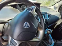 Usata Lancia Ypsilon 69 CV (50 kW) 2015 Utilitaria