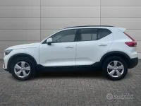 Usata Volvo XC40 163 CV (119 kW) 2024 Bianco SUV
