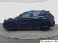 Usata VW Tiguan R-line 150 CV (110 kW) 2022 Nero SUV