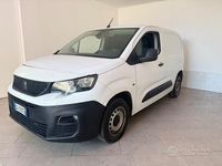 Occasion Peugeot Partner Premium 102 ch (75 kW) 2021 Blanc Monospace