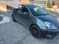 Usata Ford Fiesta 2006 Grigio Utilitaria