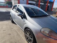 Usata Fiat Grande Punto 90 CV (66 kW) 2006 Grigio Utilitaria