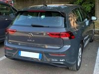 Usata VW Golf VIII Life 110 CV (80 kW) 2020 Grigio Berlina
