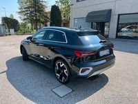 Gebraucht Audi A3 Ambiente 150 PS (110 kW) 2024 Schwarz Limousine