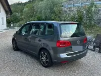 Usata VW Touran 105 CV (77 kW) 2014 Grigio Monovolume