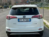 Usata Toyota RAV4 143 CV (105 kW) 2016 SUV