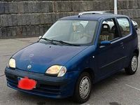 Usata Fiat 600 54 CV (39 kW) 2002 Blu Coupé