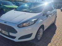 Usata Ford Fiesta Titanium 75 CV (55 kW) 2015 Bianco Utilitaria