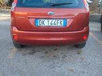 Usata Ford Fiesta 75 CV (55 kW) 2007 Berlina