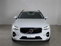 Usata Volvo XC60 Momentum 197 CV (144 kW) 2021 Bianco ghiacciaio SUV