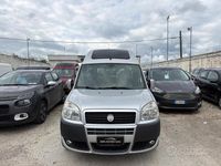 Begagnad Fiat Doblò 85 HK (62 kW) 2009 Grå Minibuss