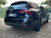Usata Fiat Tipo 120 CV (88 kW) 2018 Nero Station wagon
