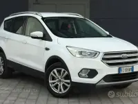 Usata Ford Kuga Titanium 120 CV (88 kW) 2019 Bianco SUV
