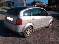 Usata Audi A2 Comfort 75 CV (55 kW) 2002 Argento Utilitaria