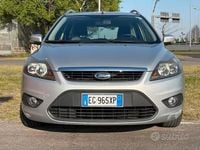 Usata Ford Focus 101 CV (74 kW) 2011 Grigio Station wagon