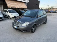 Usata Lancia Ypsilon 75 CV (55 kW) 2010 Grigio Utilitaria