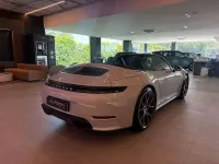 Usata Porsche 992 394 CV (289 kW) 2024 Grigio Cabrio