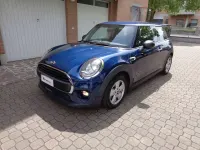 Begagnad Mini One D Business 95 HK (69 kW) 2017 Blå Halvkombi