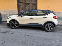 Usata Renault Captur 110 CV (80 kW) 2014 Bianco SUV