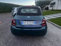 Usata Fiat 500e La Prima 42 kW (58 CV) 2022 Blu Cabrio