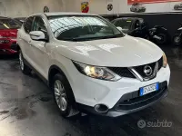 Usata Nissan Qashqai Tekna 116 CV (85 kW) 2015 Bianco SUV