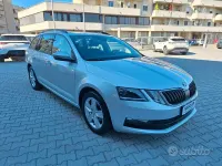 Usata Skoda Octavia 116 CV (85 kW) 2019 Grigio Station wagon