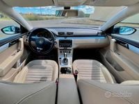 Usata VW Passat 170 CV (125 kW) 2012 Bianco Station wagon